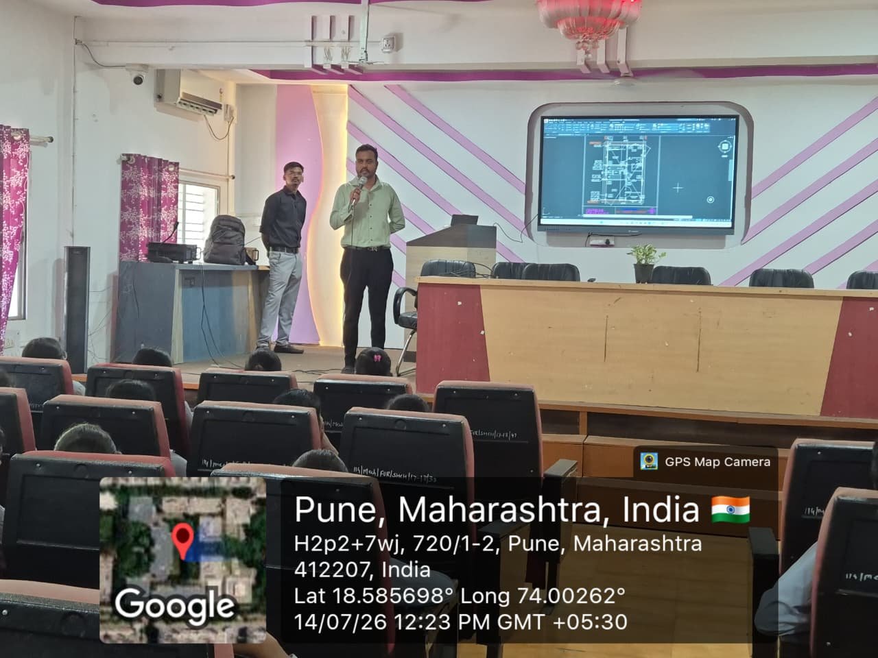 Guest Lecture on Auto CAD under the subject Building Planning and drawing with CAD